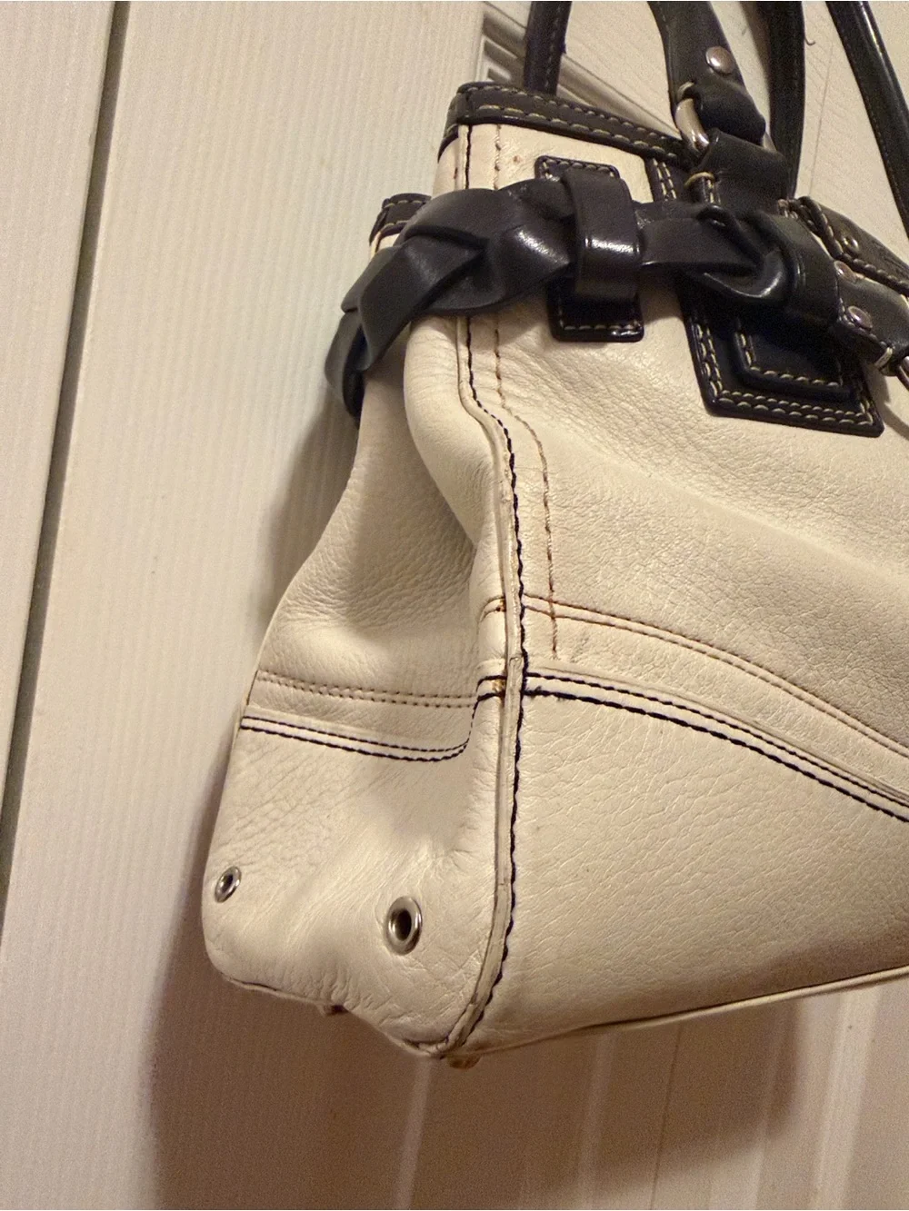 Send offers! Best offer accepted Vintage Coach Two-Tone Cream and Black Leather